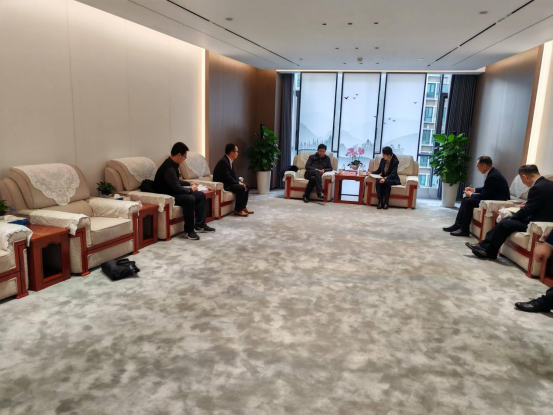 1.10董事长拜访恒丰银行等金融机构的新闻稿(1)652.png
